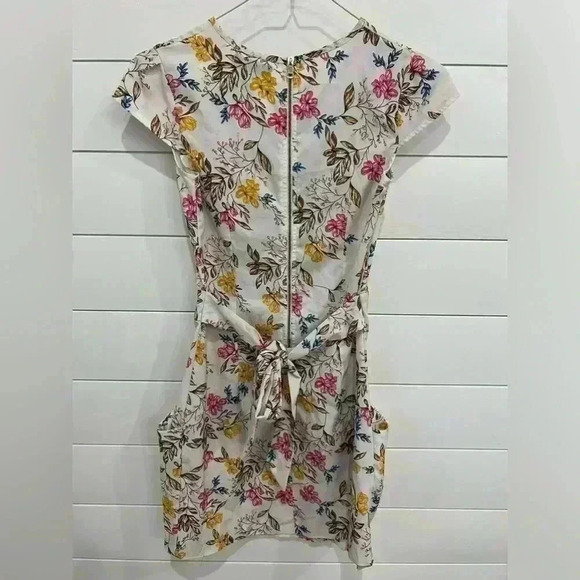 QED London Floral Tulip
Dress with Pockets Size 6 - Picture 2 of 3